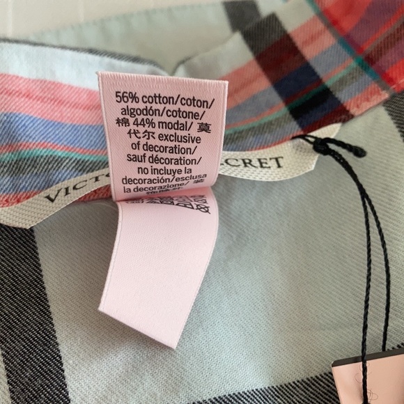 TOP ONLY! NWT Victoria’s Secret flannel pj top Size medium - Picture 6 of 7